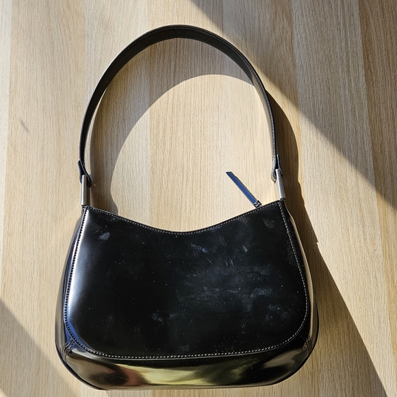 Calvin Klein Shoulder Bag - Picture 2 of 4